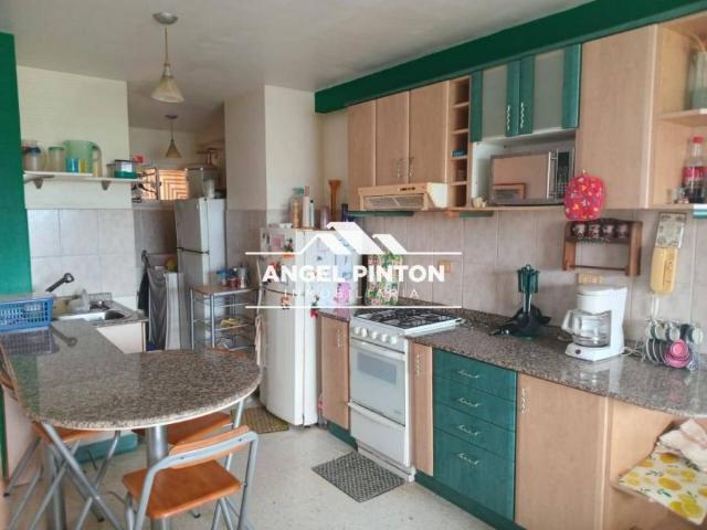 Apartamento en venta en Cacique Mara, Maracaibo
