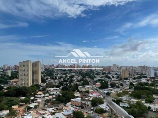 Apartamento en venta en Cacique Mara, Maracaibo