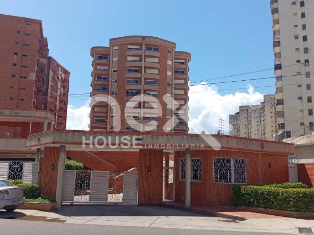 Apartamento en venta en Cacique Mara, Maracaibo