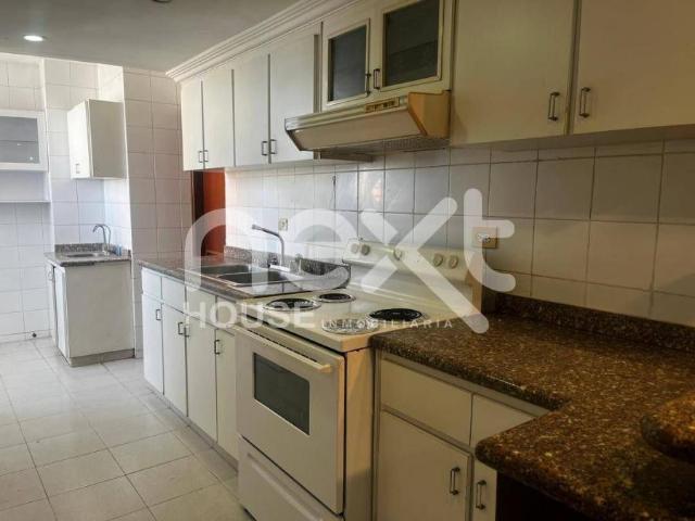 Apartamento en venta en Cacique Mara, Maracaibo