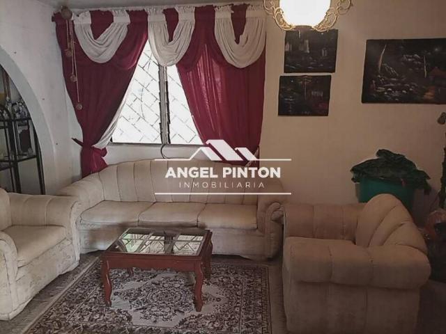 Apartamento en venta en Cacique Mara, Maracaibo