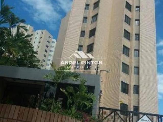Apartamento en venta en Cacique Mara, Maracaibo