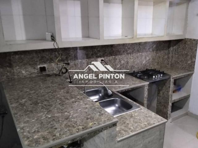 Apartamento en venta en Cacique Mara, Maracaibo