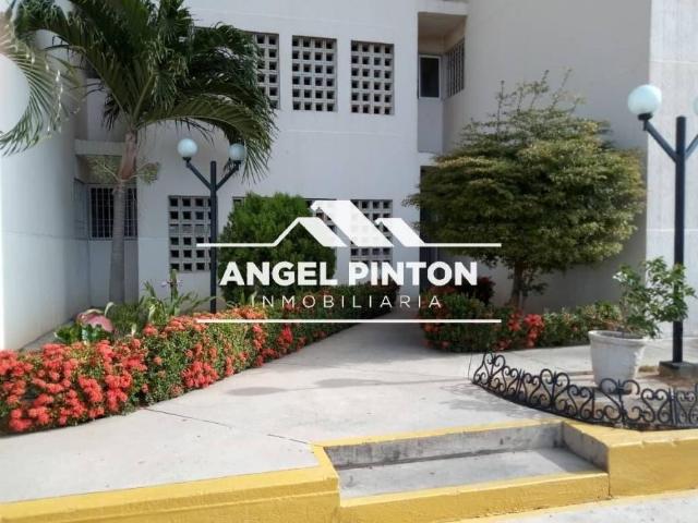 Apartamento en venta en Cacique Mara, Maracaibo