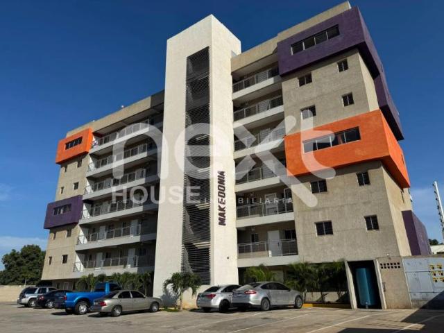 Apartamento en venta en Cacique Mara, Maracaibo