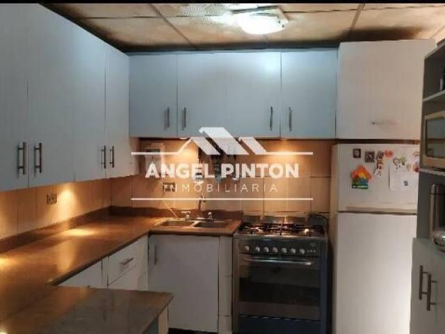 Apartamento en venta en Cacique Mara, Maracaibo