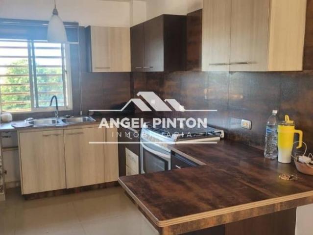 Apartamento en venta en Cacique Mara, Maracaibo