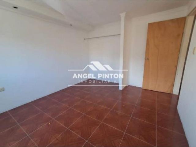 Apartamento en venta en Cacique Mara, Maracaibo