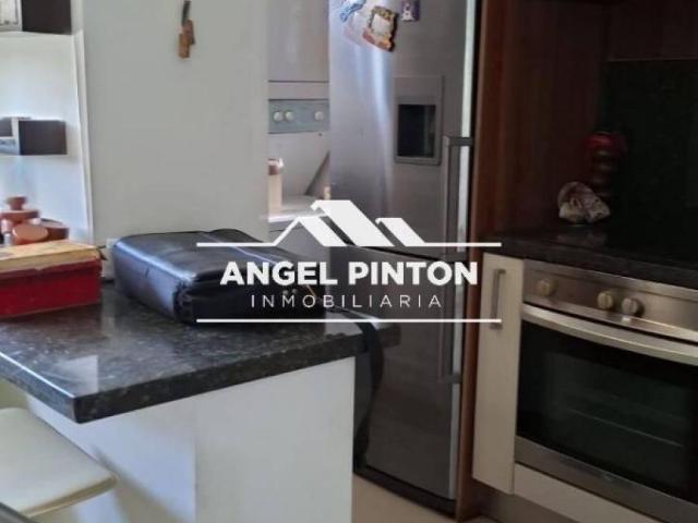 Apartamento en venta en Cacique Mara, Maracaibo