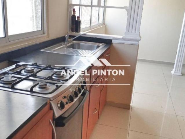 Apartamento en venta en Cacique Mara, Maracaibo