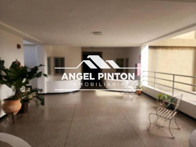 Apartamento en venta en Cacique Mara, Maracaibo