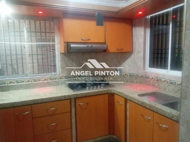Apartamento en venta en Cacique Mara, Maracaibo