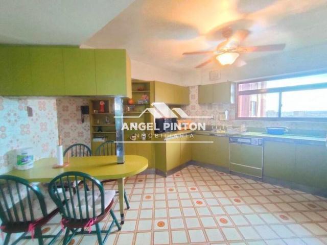 Apartamento en venta en Cacique Mara, Maracaibo