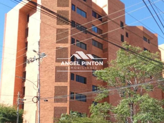 Apartamento en venta en Cacique Mara, Maracaibo