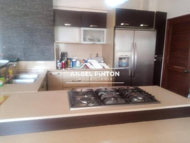 Apartamento en venta en Cacique Mara, Maracaibo