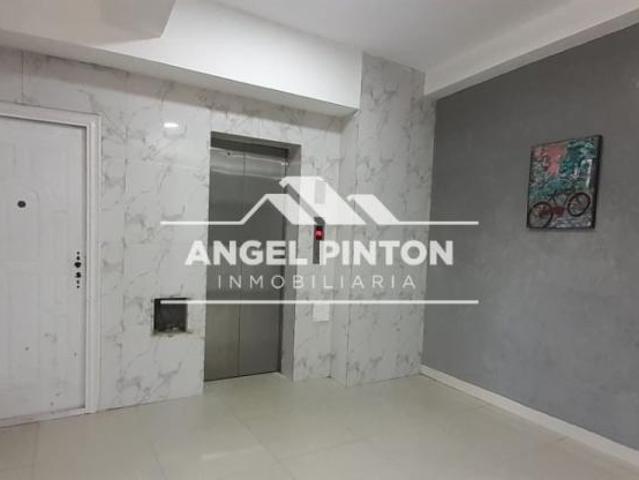 Apartamento en venta en Cacique Mara, Maracaibo