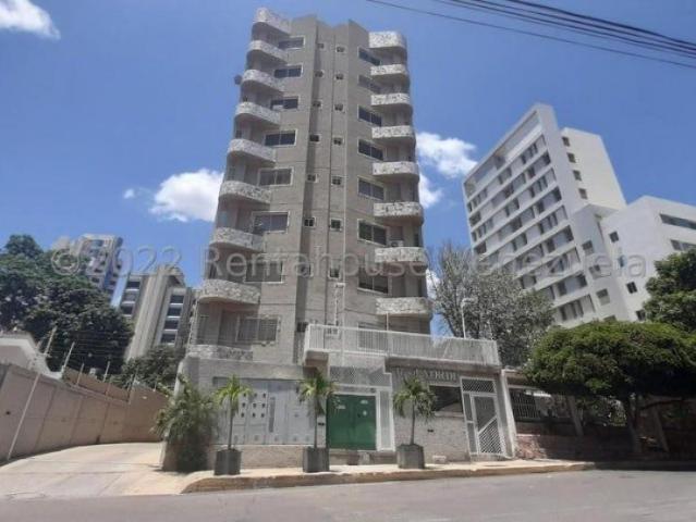 Apartamento en venta en Cacique Mara, Maracaibo