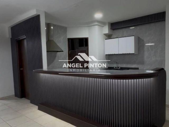 Apartamento en venta en Cacique Mara, Maracaibo
