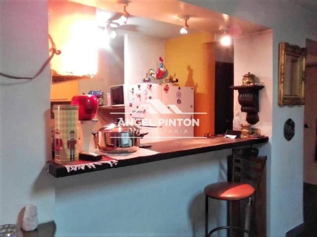 Apartamento en venta en Cacique Mara, Maracaibo