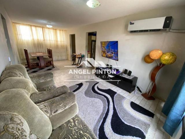 Apartamento en venta en Cacique Mara, Maracaibo