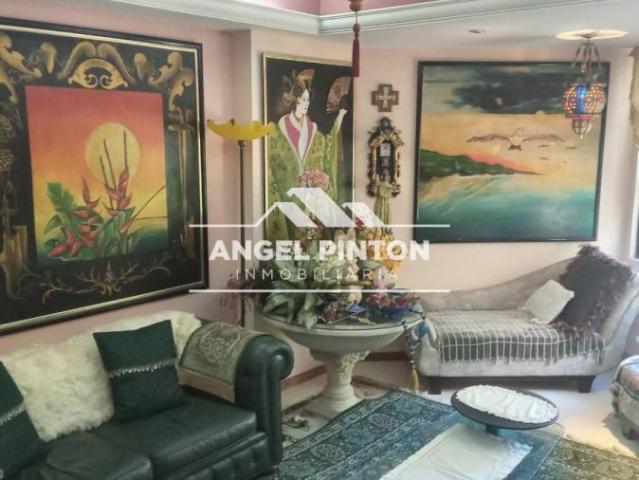 Apartamento en venta en Cacique Mara, Maracaibo