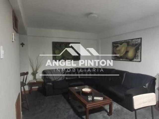 Apartamento en venta en Cacique Mara, Maracaibo