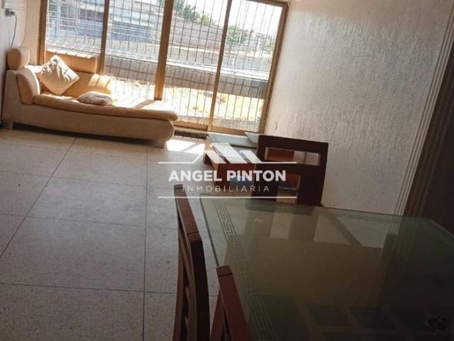 Apartamento en venta en Cacique Mara, Maracaibo