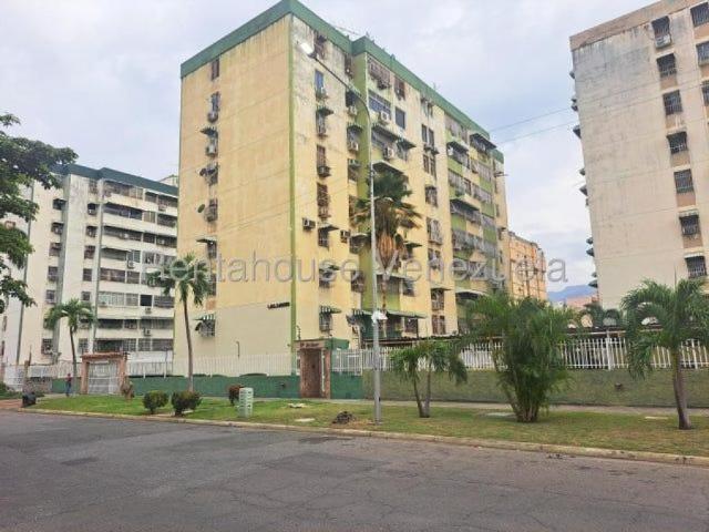 Apartamento en venta en Base Aragua, Girardot