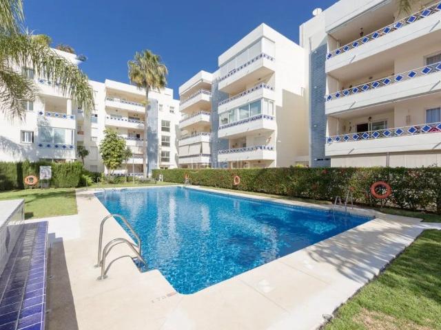 Apartamento en venta en Centro, Costa del Sol Occidental