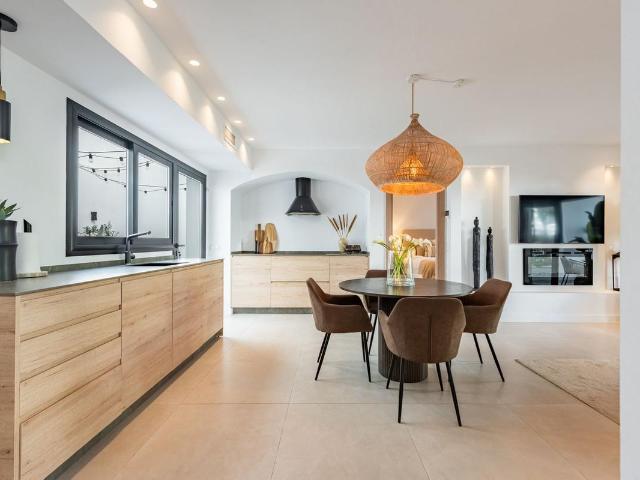 Apartamento en venta en Marbella, Nueva Andalucía