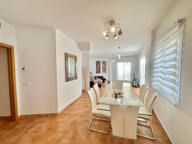 Apartamento en venta en Marbella, Málaga