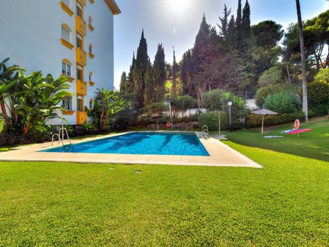 Apartamento en venta en Marbella, Málaga