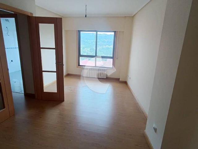Apartamento en venta en Ourense