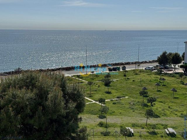 Apartamento en venta en Mezquitilla, Vélez-Málaga