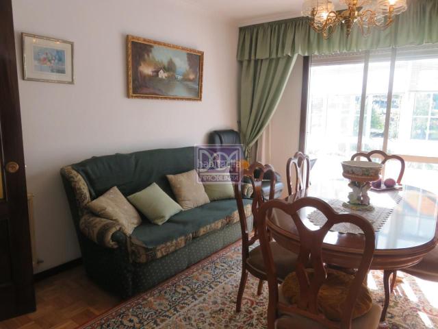 Apartamento en venta en O Condado, Galicia