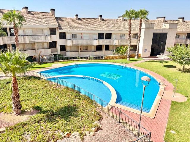 Apartamento en venta en Mujeres Deportistas, el Vinalopó Mitjà / El Vinalopó Medio