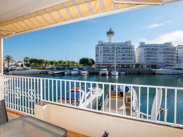 Apartamento en venta en Empuriabrava