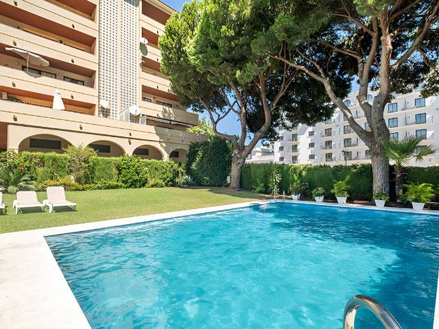 Apartamento en venta en Marbella, Casco antiguo