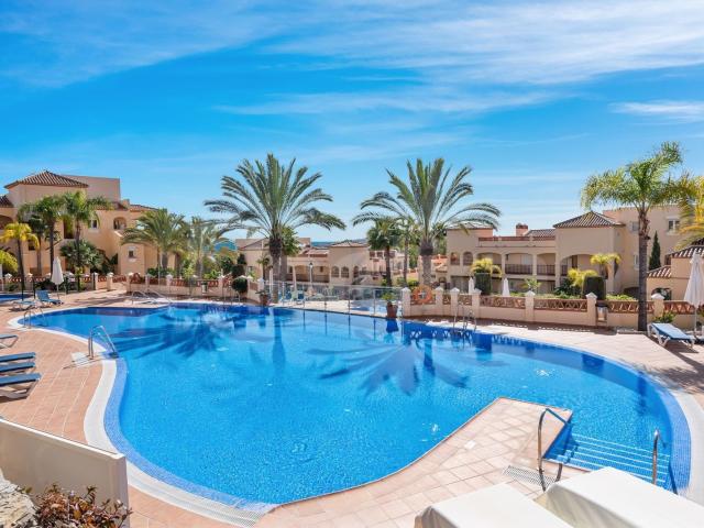 Apartamento en venta en Estepona, Barriada Blas Infante