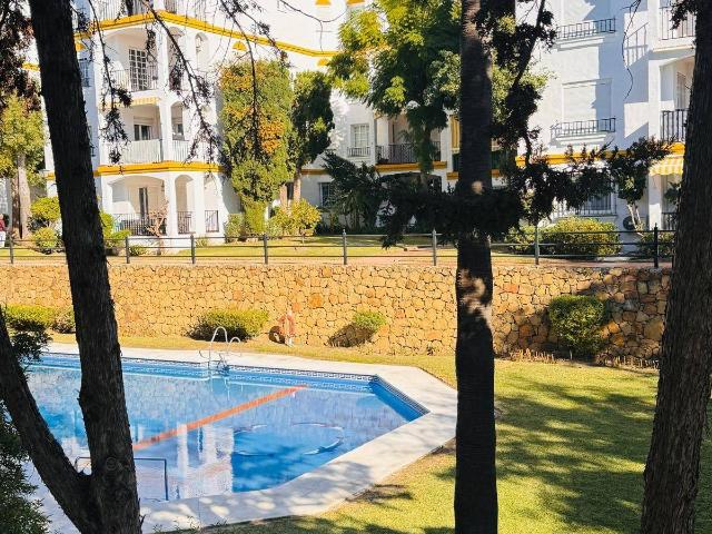 Apartamento en venta en Barriada Islas Canarias, Costa del Sol Occidental