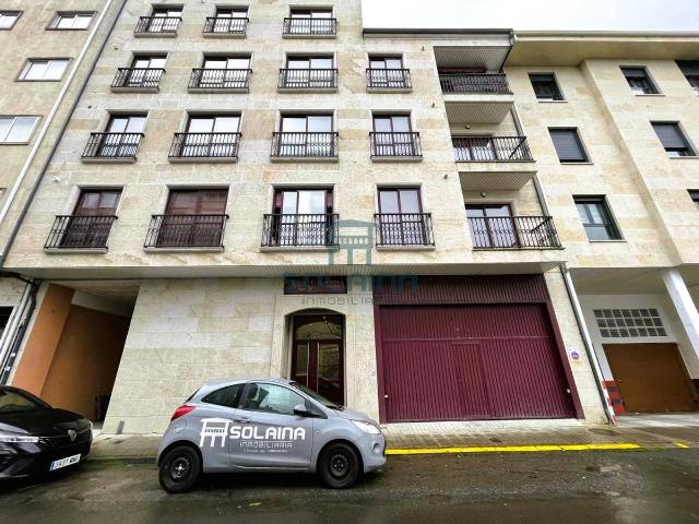 Apartamento en venta en O Carballiño, O Tellado