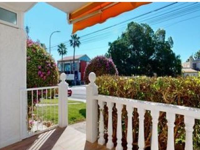 Piso en venta en El Pinar de Campoamor, Orihuela