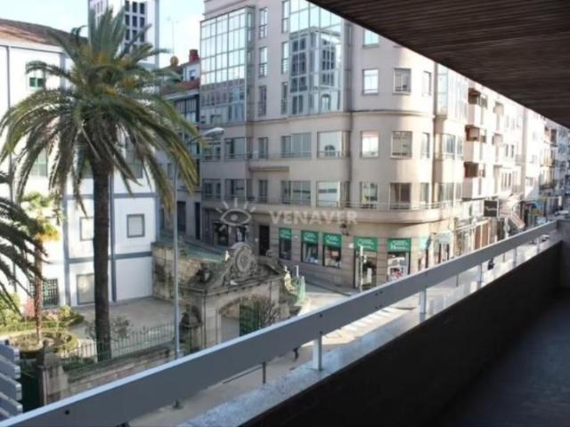 Apartamento en venta en Centro, Ourense