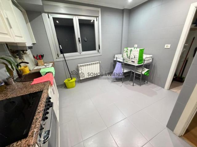 Apartamento en venta en Ourense, Gomesende
