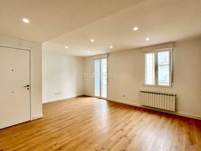 Apartamento en venta en Ourense