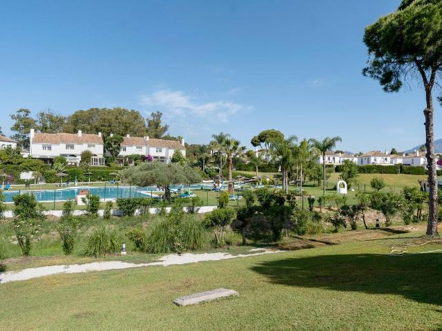 Apartamento en venta en Barriada Islas Canarias, Costa del Sol Occidental