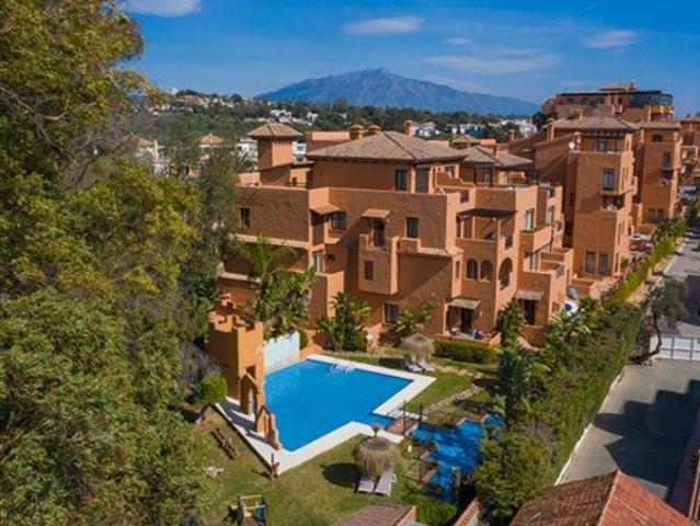 Apartamento en venta en Barriada Islas Canarias, Estepona
