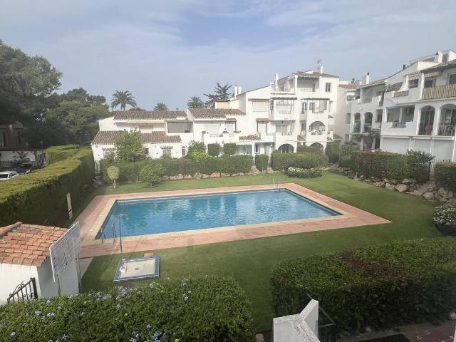 Apartamento en venta en Barriada Islas Canarias, Costa del Sol Occidental