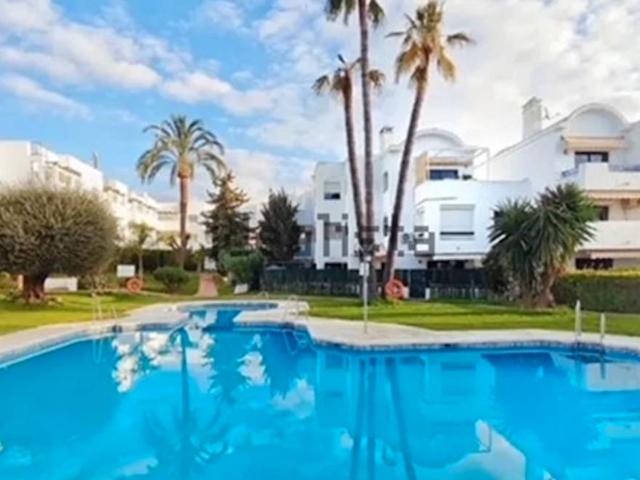 Apartamento en venta en Estepona, Barriada Blas Infante
