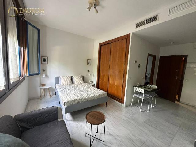 Apartamento en venta en Sevilla, Andalucía